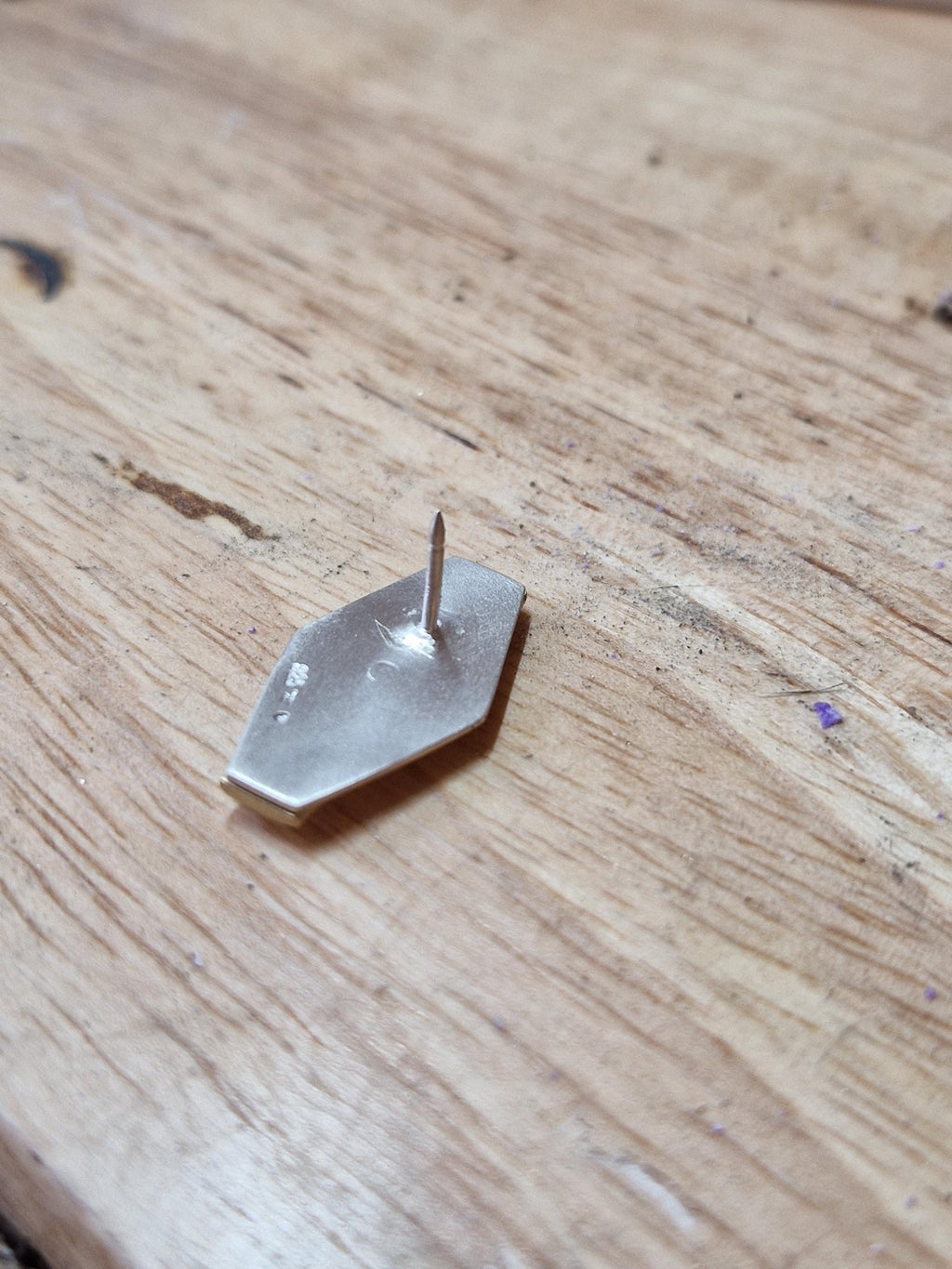 Andor Varian Skye Ghorman tie/lapel pin