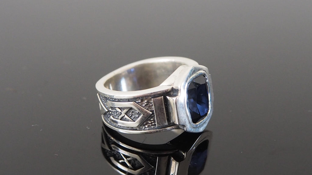Dwarvish Ring Thorin Oakenshield Hobbit Replica ring: Ring of Thror