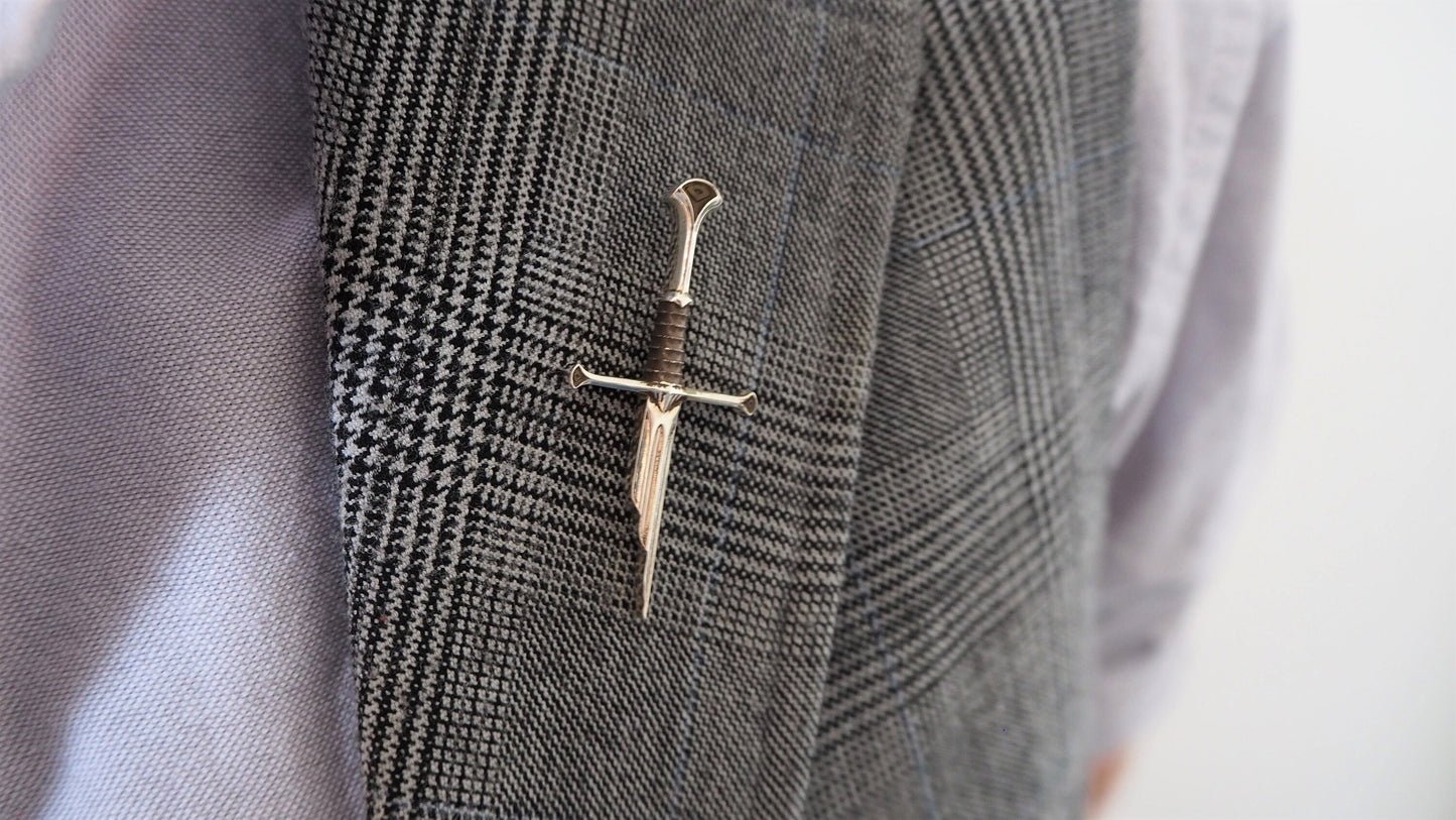 Narsil Aragorn's Sword Silver Pin Badge