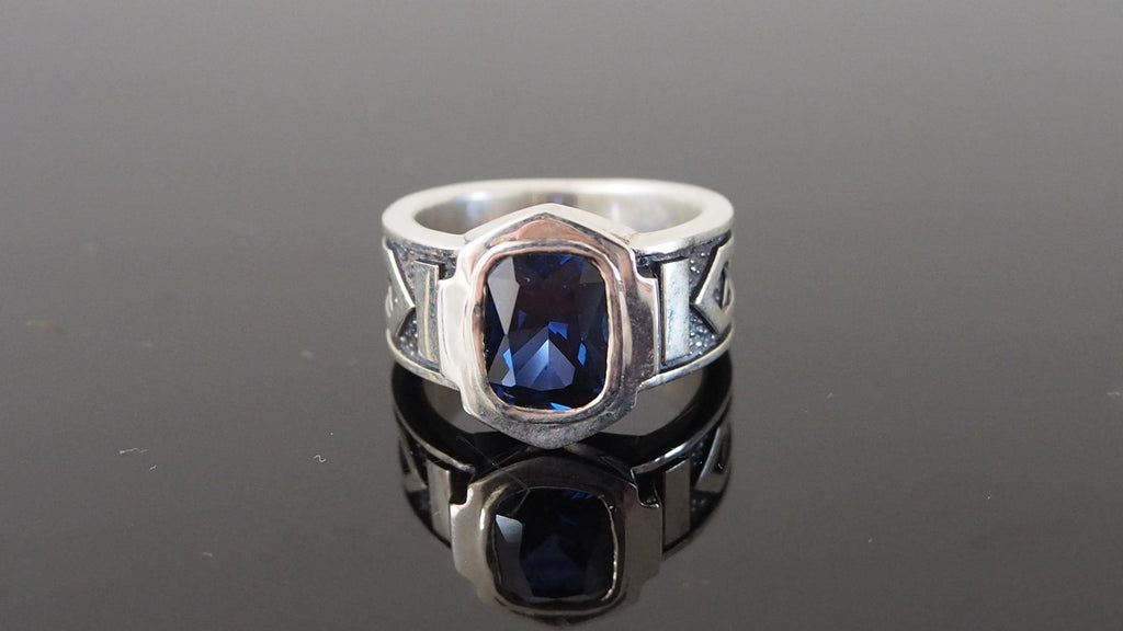 Dwarvish Ring Thorin Oakenshield Hobbit Replica ring: Ring of Thror